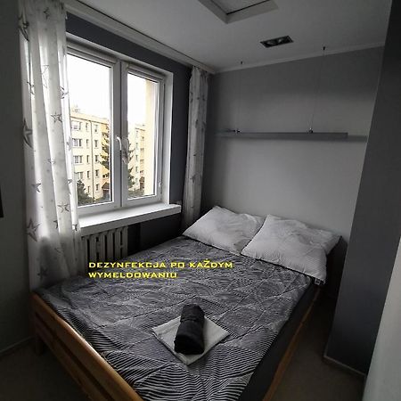 Apartament Pradnik Lägenhet Krasków Exteriör bild