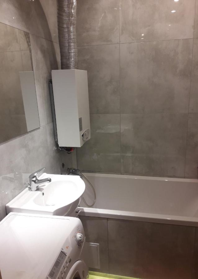 Apartament Pradnik Lägenhet Krasków Exteriör bild