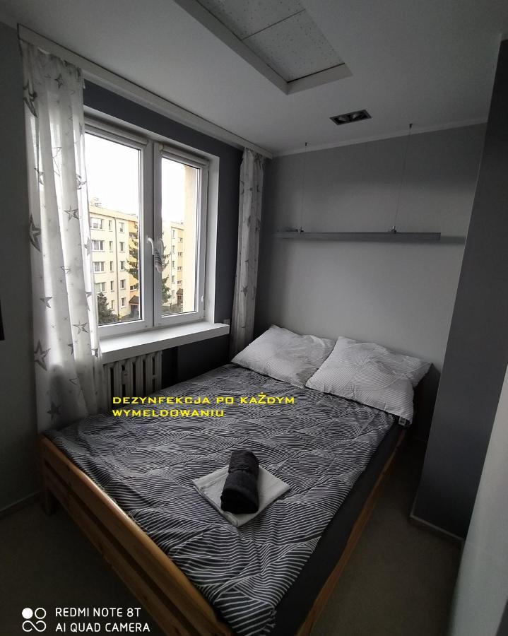 Apartament Pradnik Lägenhet Krasków Exteriör bild